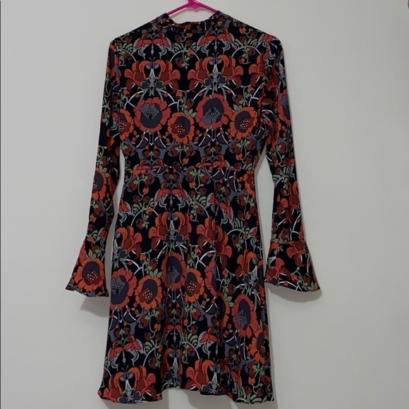 Romeo & Juliet Couture floral print size small - Picture 7 of 10